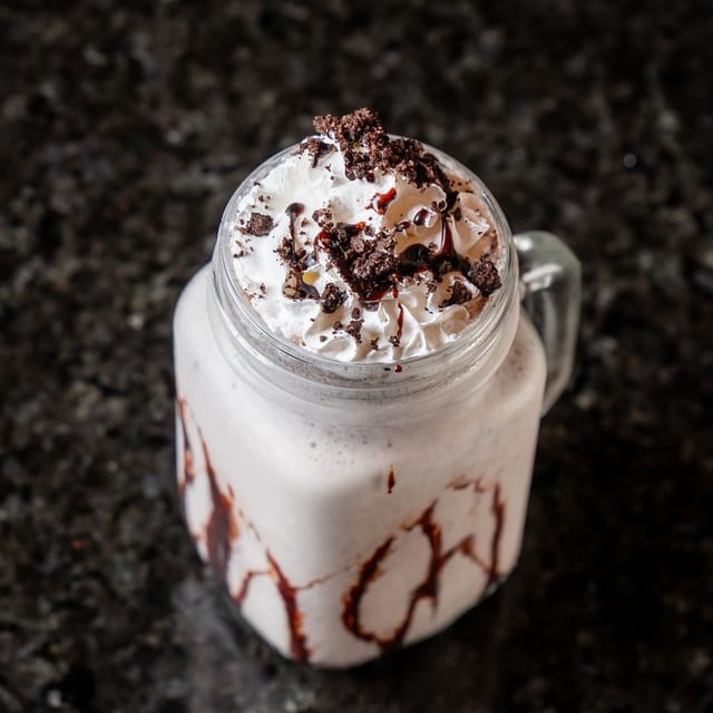 Cookies & Cream Milkshake.